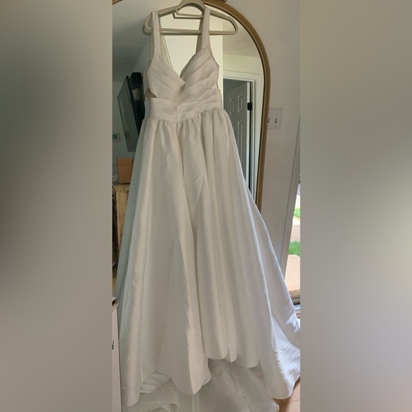 Wtoo by Watters ‘Melora’ wedding gown - Picture 4 of 7